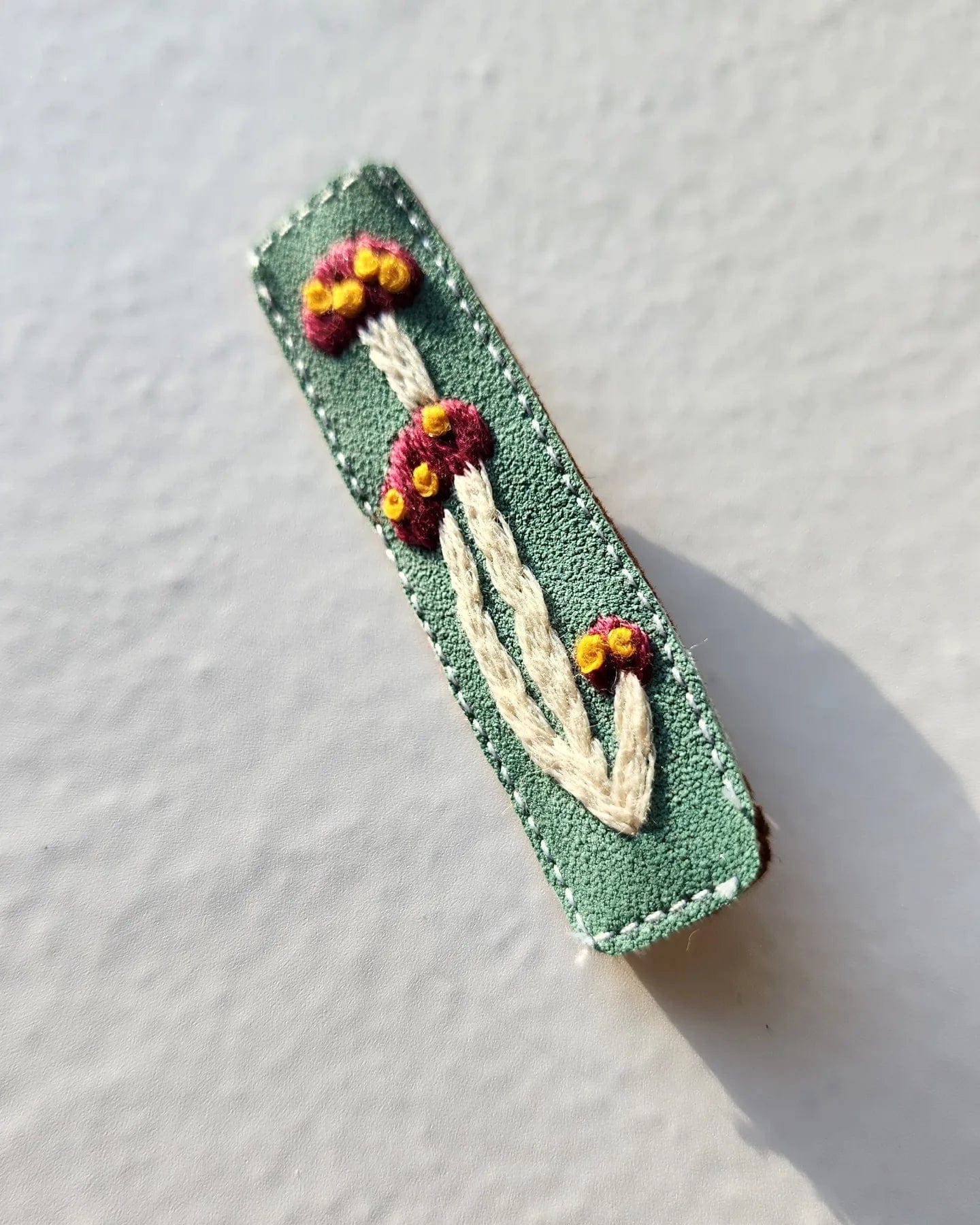 Embrace Embroidery Brooch Spring Embroidered Brooch